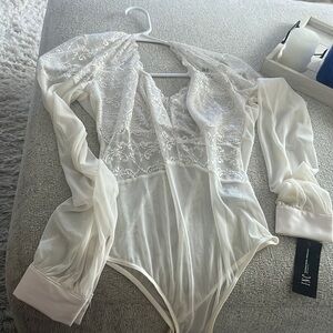 Size M Bodysuit